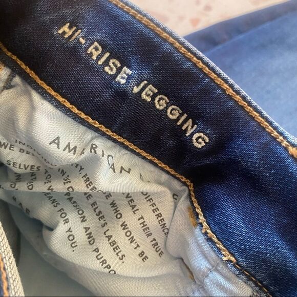 American Eagle Distressed Next Level Stretch High Rise Jeggings - Picture 6 of 11